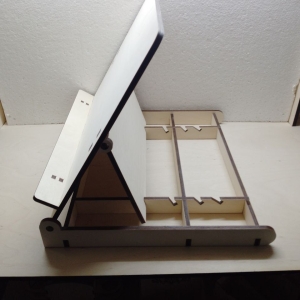 Мольберт с регулировкой угла наклона - 1560  руб.